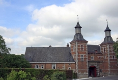 L'entrée du château